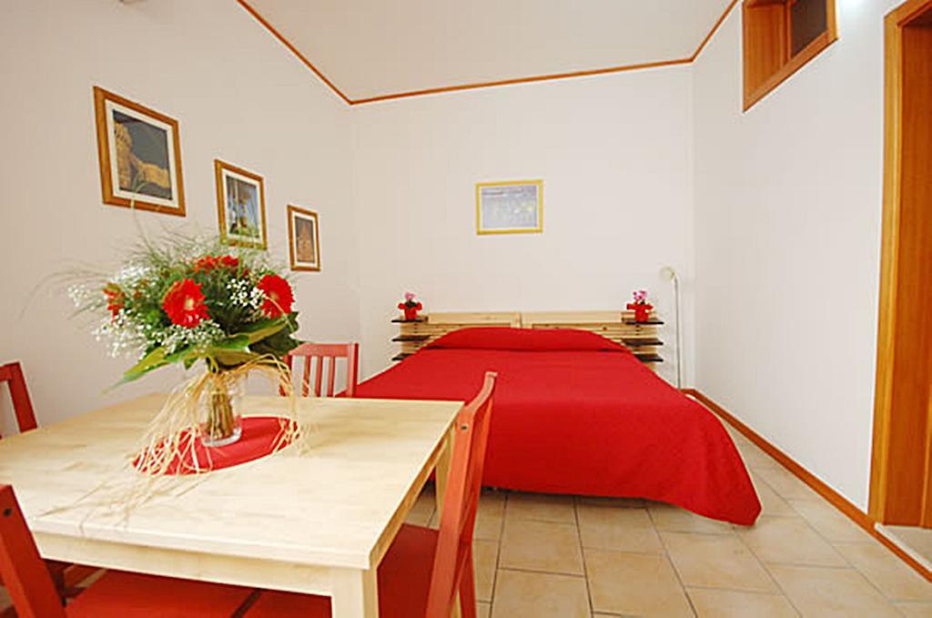 Hotel Residence Lupiae Lecce Quarto foto